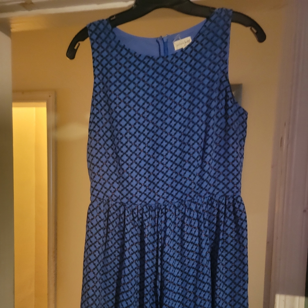 Maison jules large dress blue with black and red print